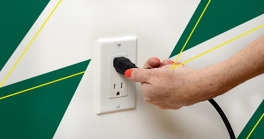 Plugging into an outlet that is not working