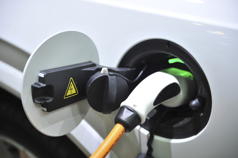 What Are The Costs Behind Charging An Electric Vehicle?